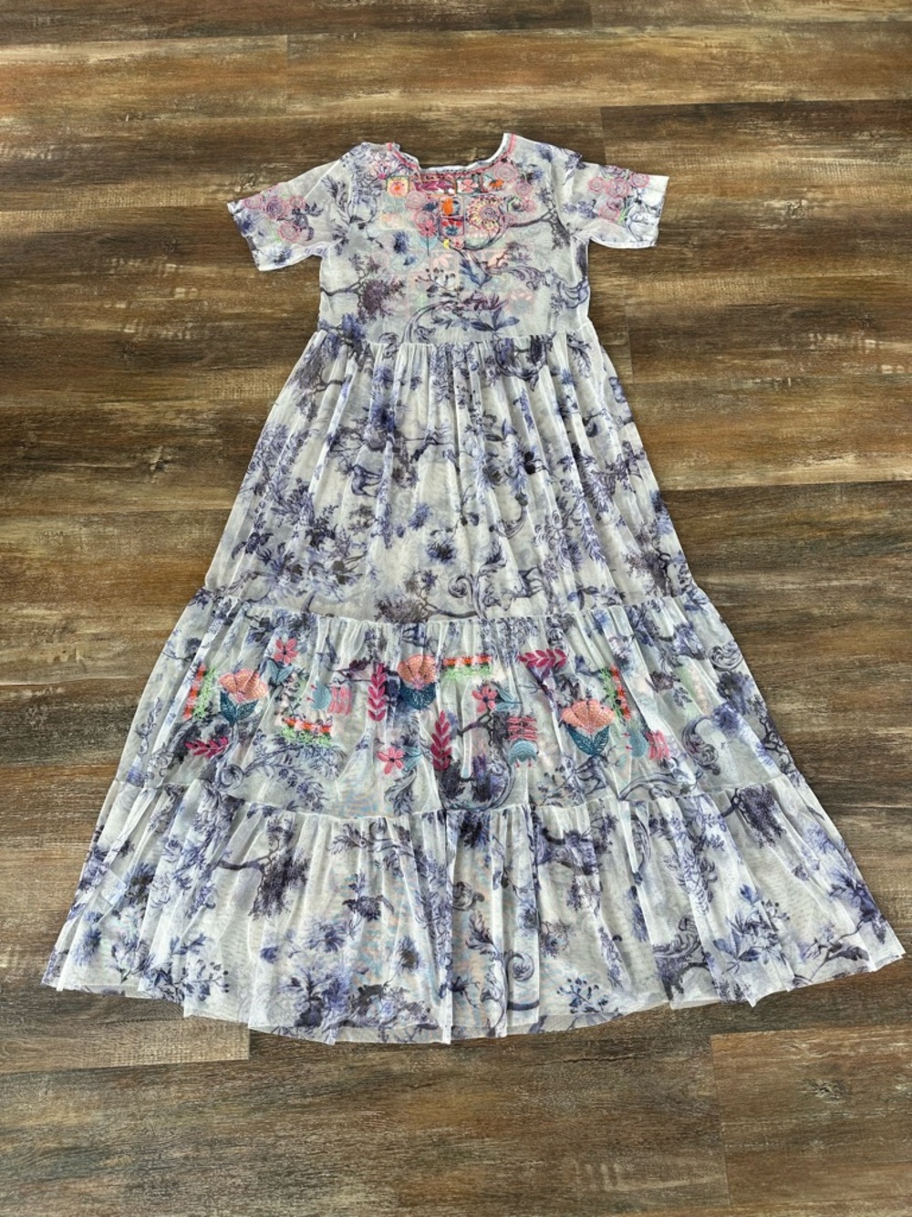 Johnny Was Biya Logan Tiered Maxi Dress Embroidered Size Medium - Picture 4 of 8